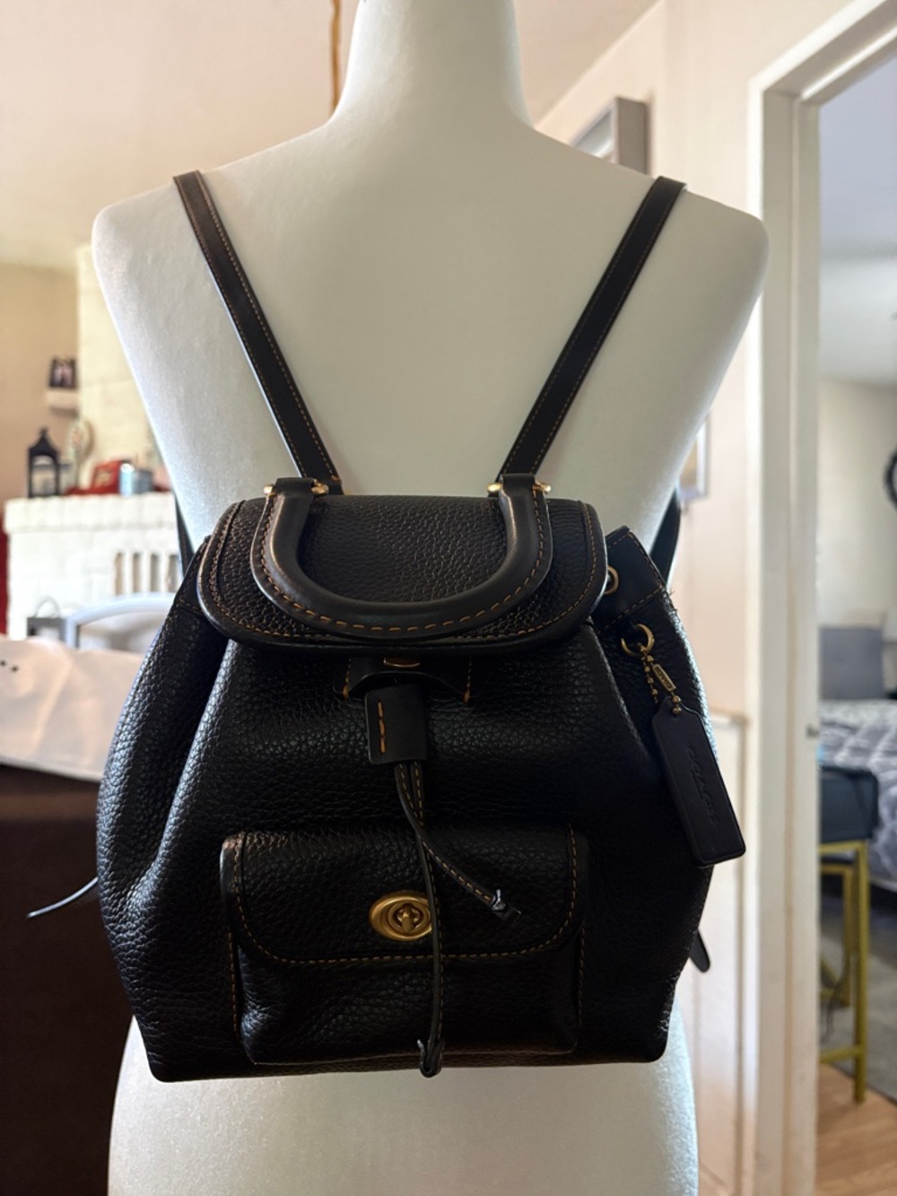 RIYA Vintage Black Leather Backpack 21 with Gold Hardware